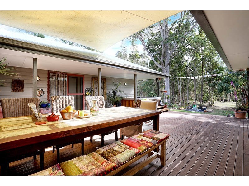 67 Paradise Drive, Weyba Downs QLD 4562