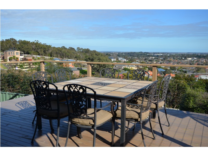 8 Liam Circuit, Beaconsfield VIC 3807