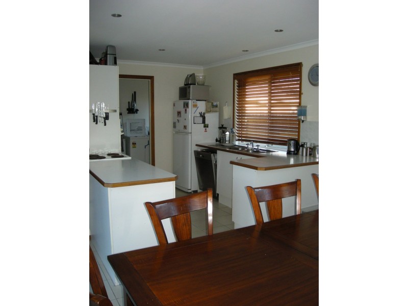 89 Southlake Drive, Varsity Lakes QLD 4227