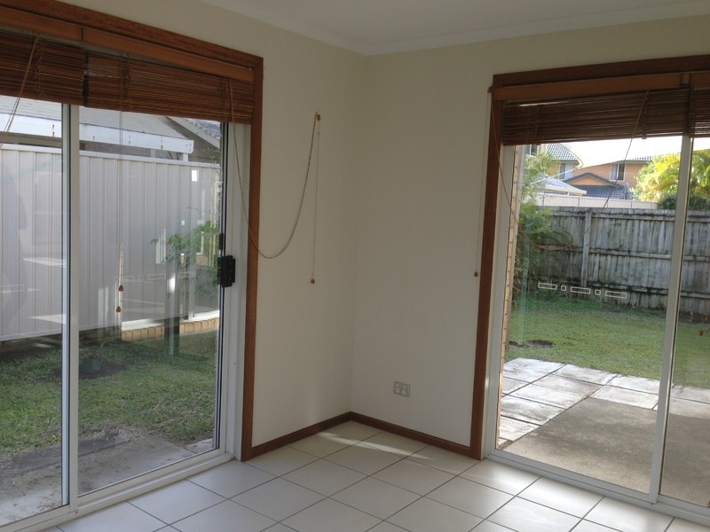 89 Southlake Drive, Varsity Lakes QLD 4227