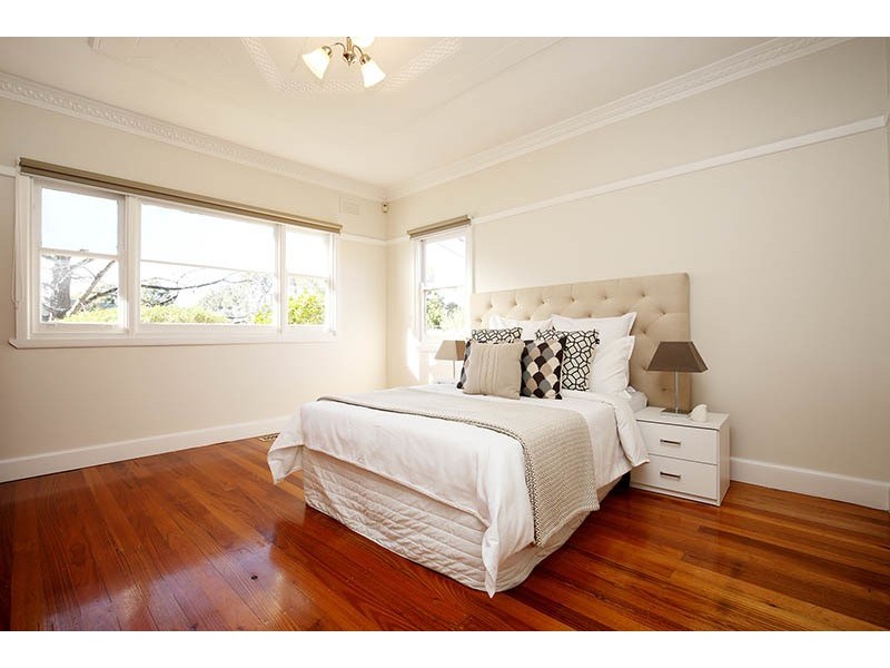 7 Leach Street, Briar Hill VIC 3088