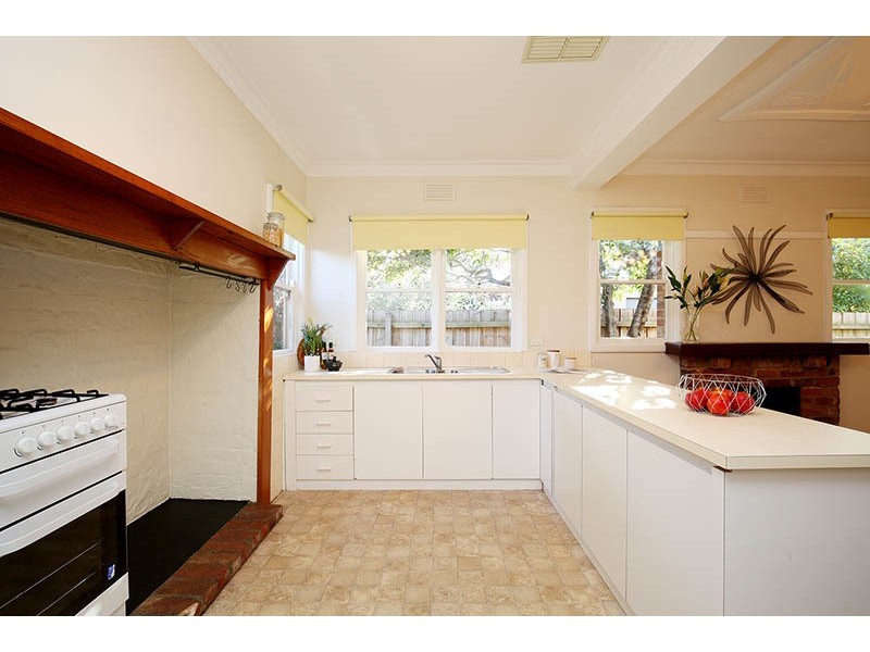 7 Leach Street, Briar Hill VIC 3088