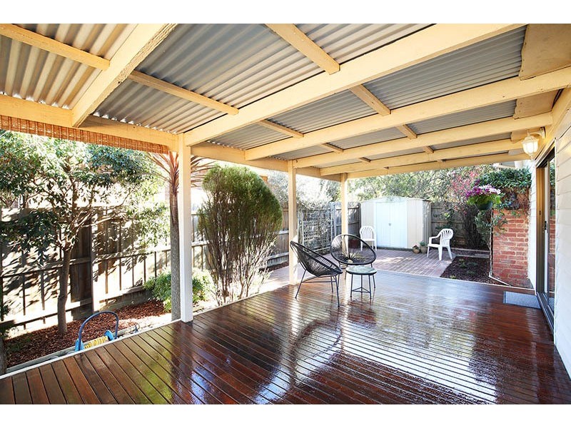 7 Leach Street, Briar Hill VIC 3088