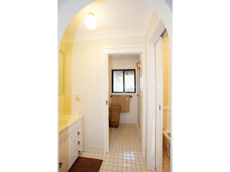 33 Minnamurra Road, Gorokan NSW 2263