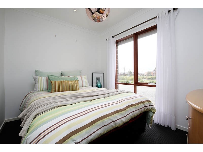 12 Sun Orchid Drive, Pakenham VIC 3810