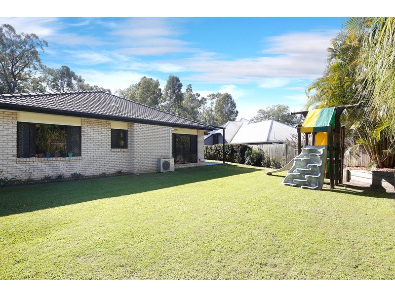 89 Oakview Circuit, Brookwater QLD 4300