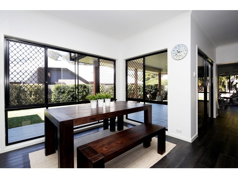 89 Oakview Circuit, Brookwater QLD 4300