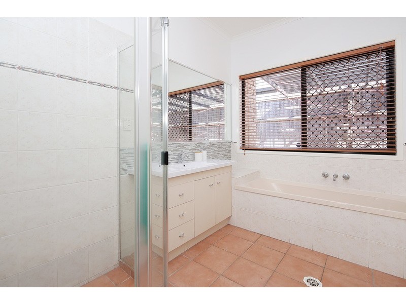 89 Oakview Circuit, Brookwater QLD 4300