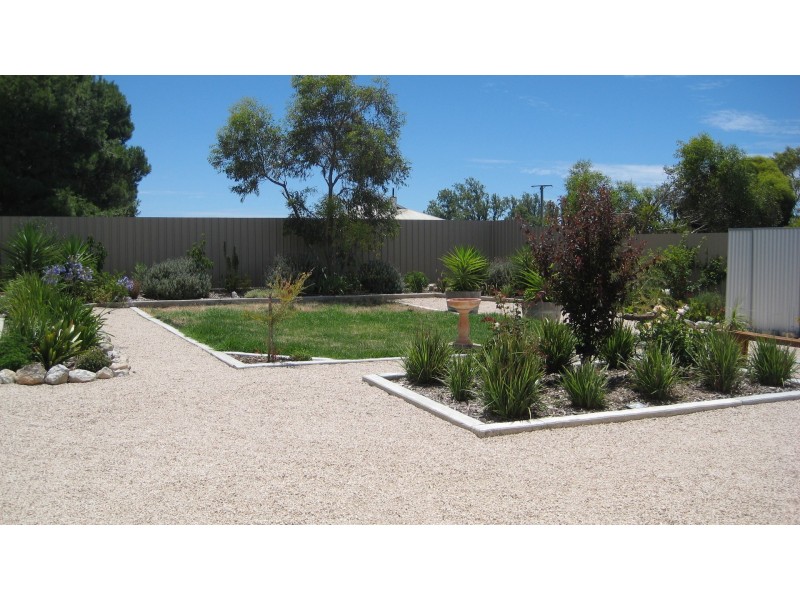 13 Wellington Drive, Port Julia SA 5575