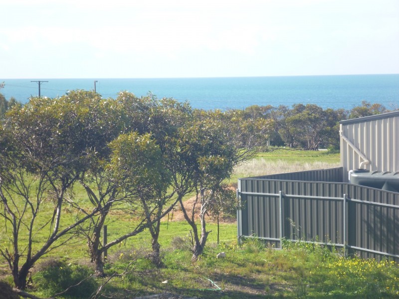 13 Wellington Drive, Port Julia SA 5575