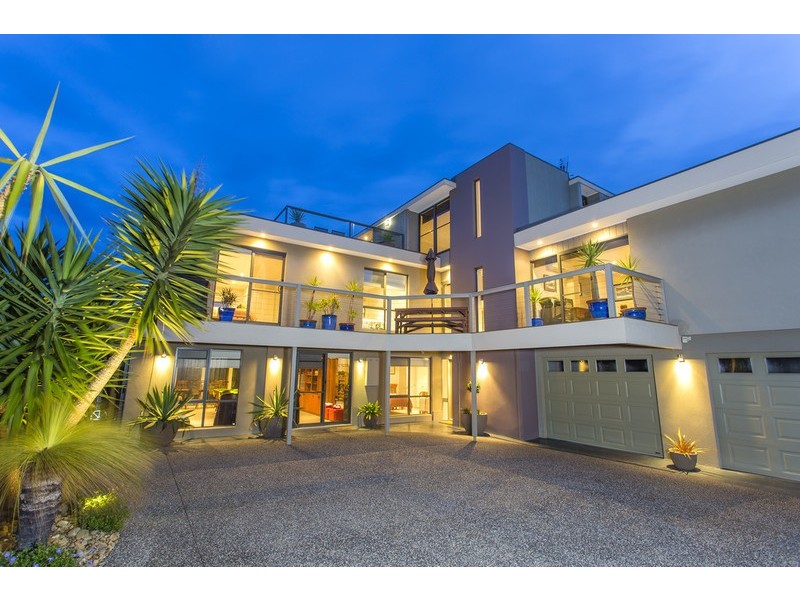 2/100 Dare Street, Ocean Grove VIC 3226