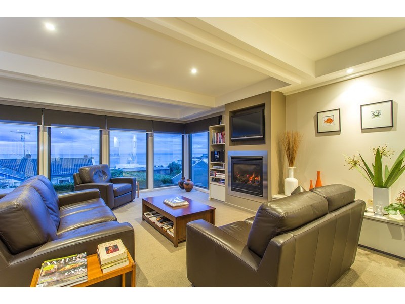 2/100 Dare Street, Ocean Grove VIC 3226