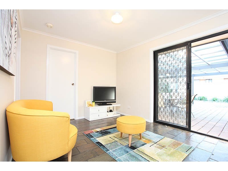 8 Gannet Place, Seaford Rise SA 5169