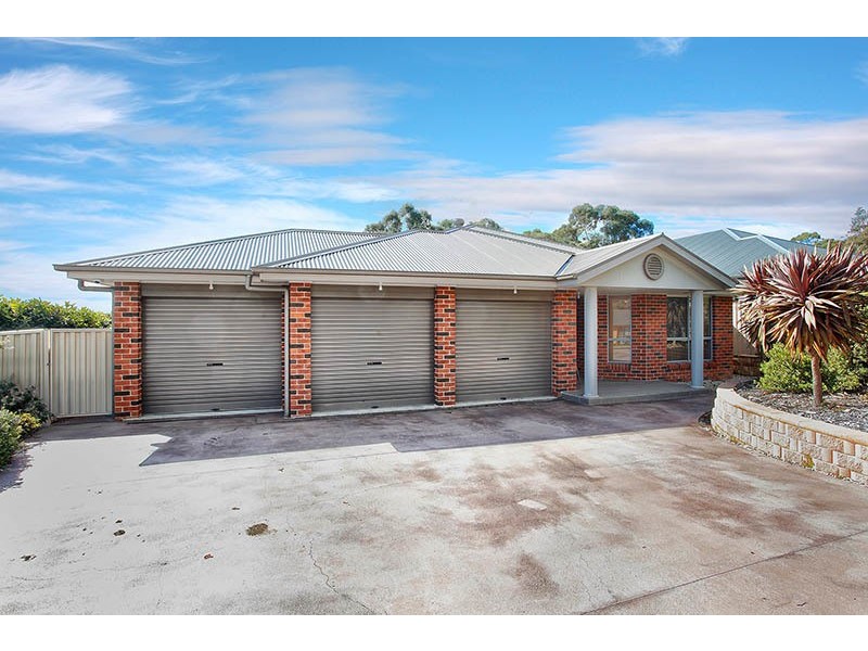 4 Munjowee Circle, Lithgow NSW 2790