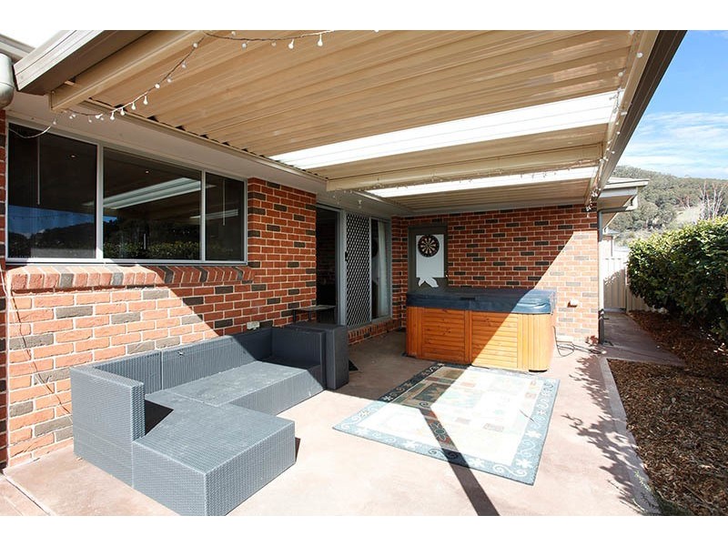 4 Munjowee Circle, Lithgow NSW 2790