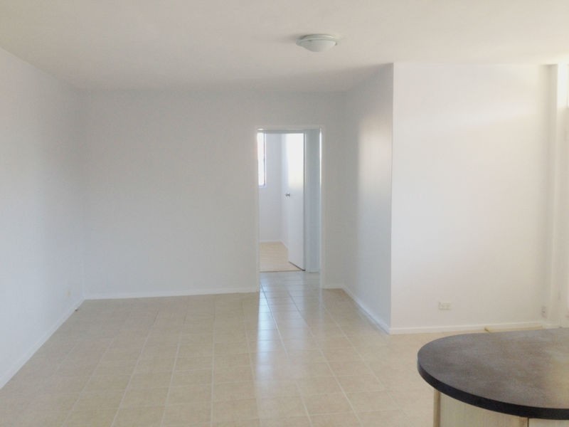 33/12 Percy Street, St Albans VIC 3021