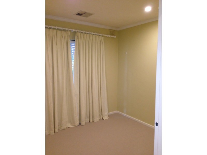 8 Muirfield Avenue, Stirling SA 5152