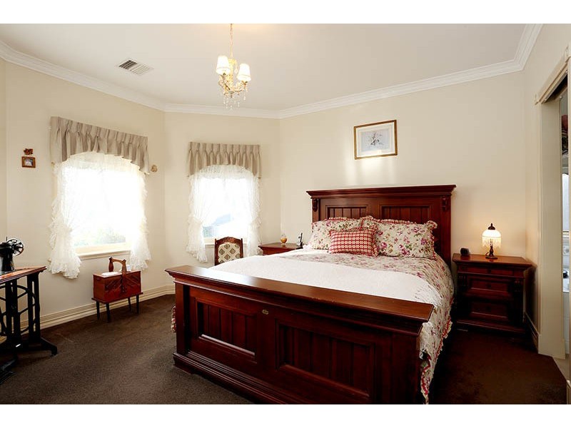 8 Wexford Place, Traralgon VIC 3844