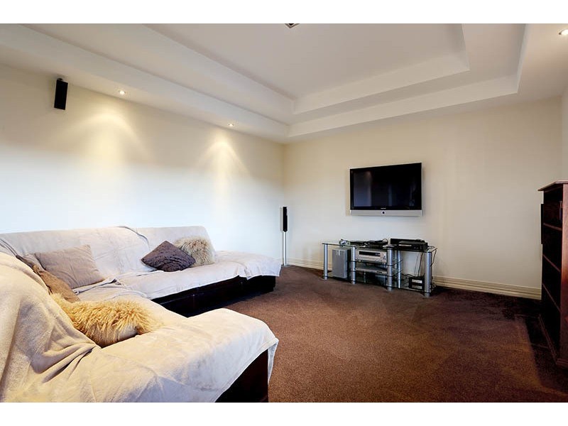 8 Wexford Place, Traralgon VIC 3844