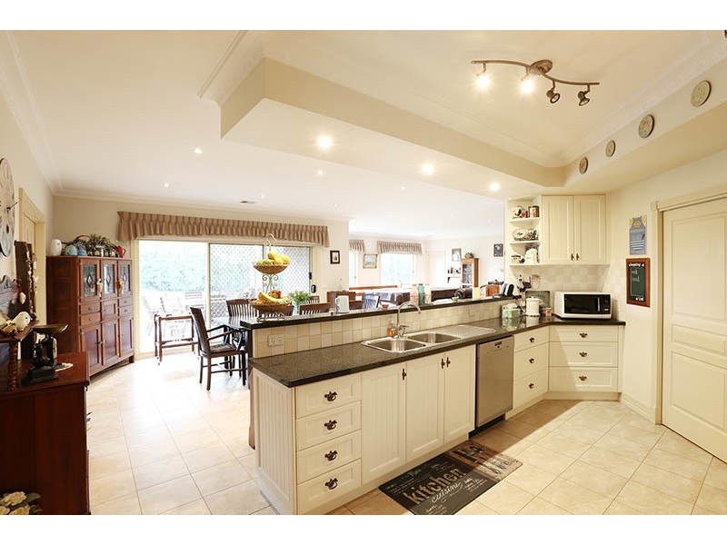 8 Wexford Place, Traralgon VIC 3844