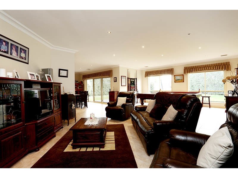 8 Wexford Place, Traralgon VIC 3844