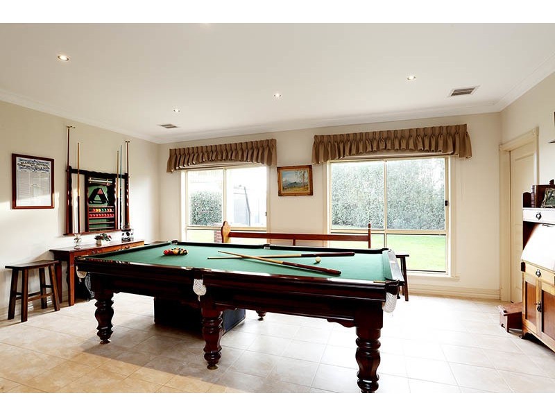 8 Wexford Place, Traralgon VIC 3844