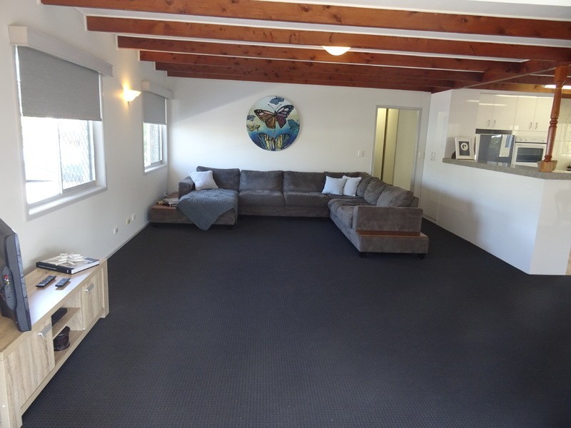 2/5 Perry Place, Biggera Waters QLD 4216