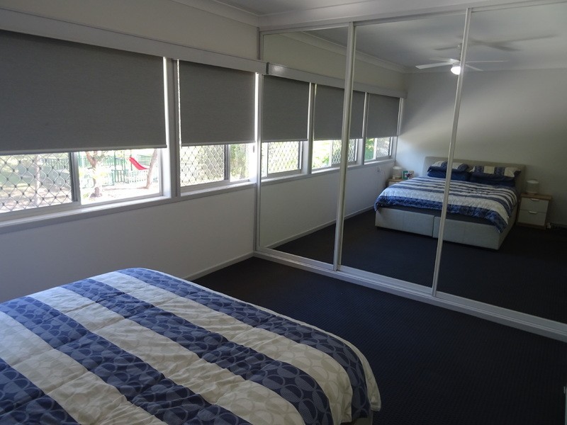 2/5 Perry Place, Biggera Waters QLD 4216