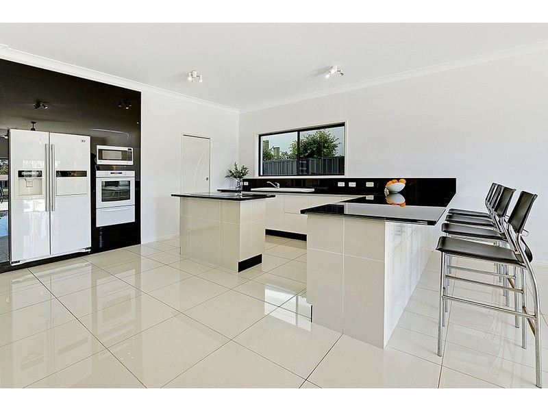 Biggera Waters QLD 4216