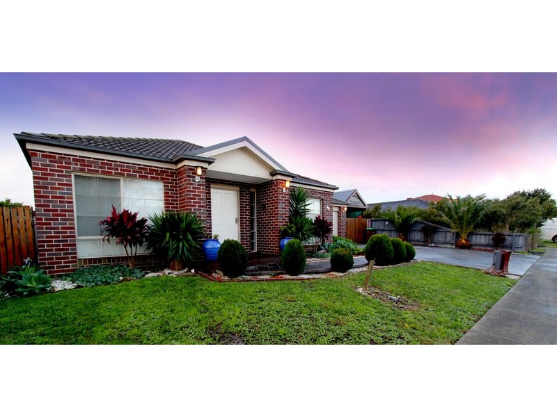 45 Chisholm Cres, Narre Warren South VIC 3805