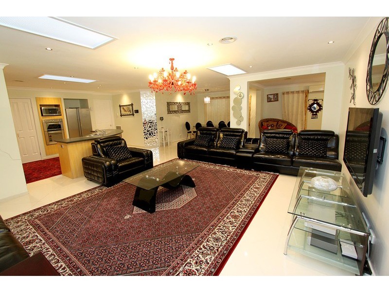 45 Chisholm Cres, Narre Warren South VIC 3805