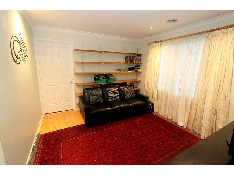 45 Chisholm Cres, Narre Warren South VIC 3805