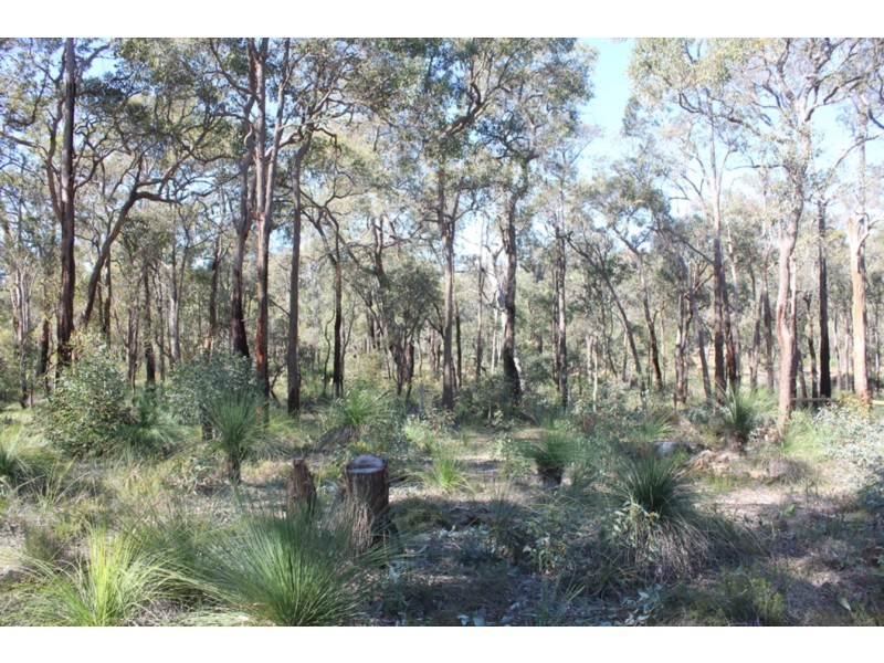 15 Magee Place, Mount Helena WA 6082