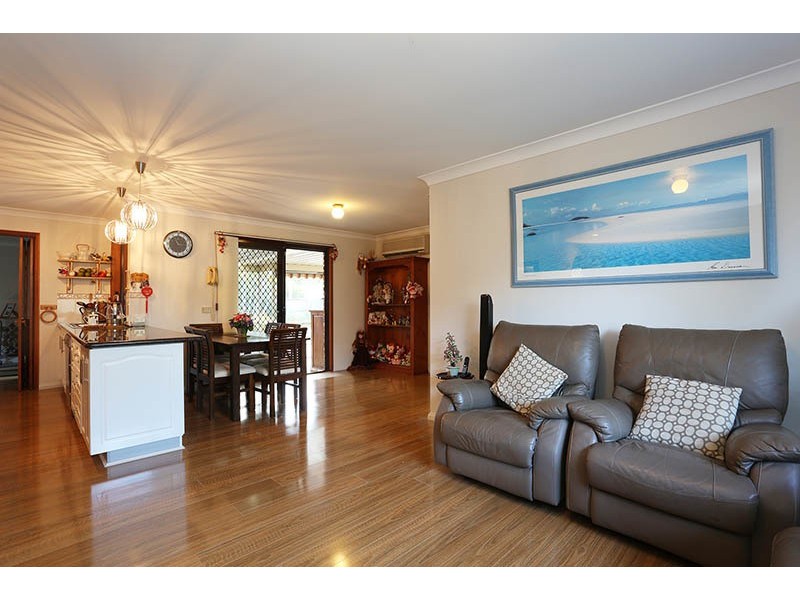 3 Tibouchina Court, Helensvale QLD 4212