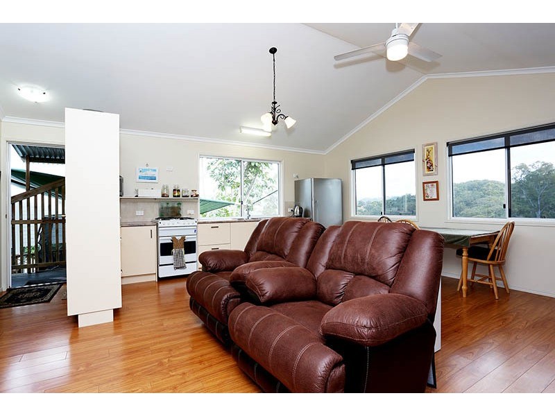 33A Atkinson Road, Bli Bli QLD 4560