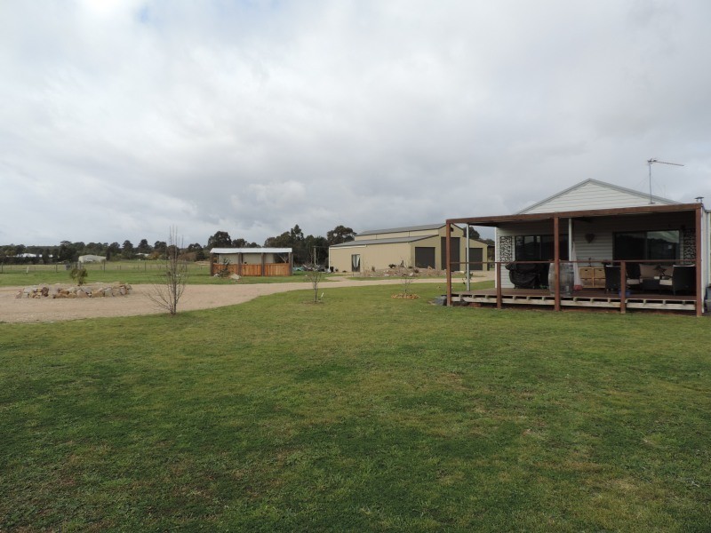 63-69 Victoria St, Briagolong VIC 3860