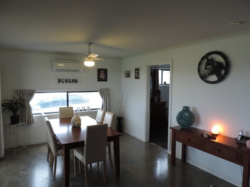 63-69 Victoria St, Briagolong VIC 3860