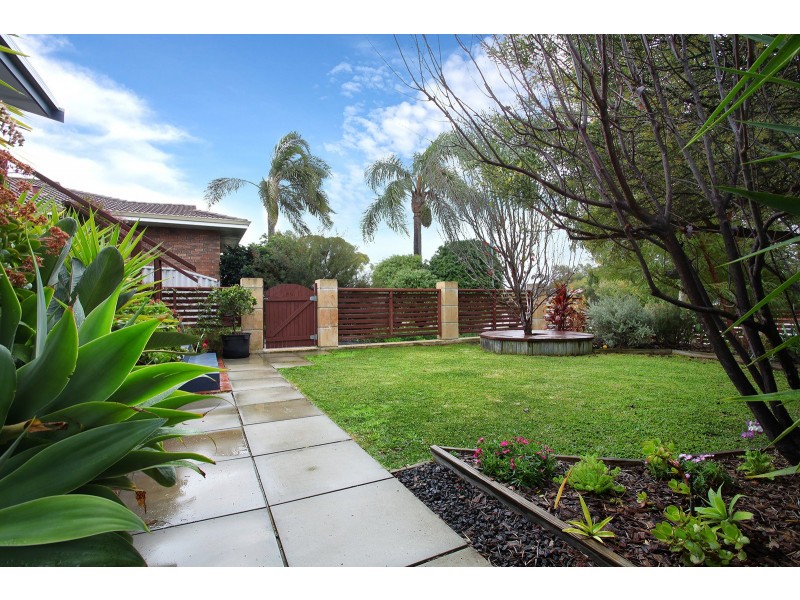 24 Latreille Road, South Bunbury WA 6230