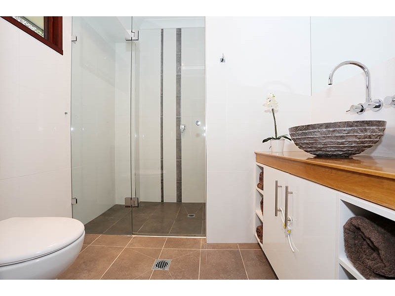 8 Foxtail Court, Tallai QLD 4213