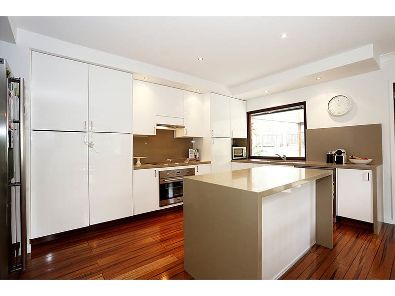 8 Foxtail Court, Tallai QLD 4213
