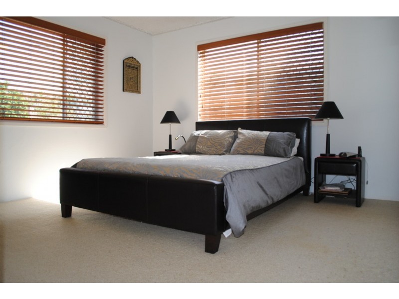 1/6 Vernia place, Biggera Waters QLD 4216