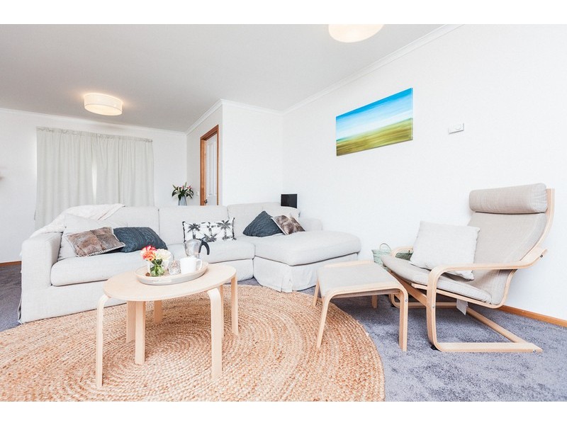 8 Eaves Court, Old Beach TAS 7017