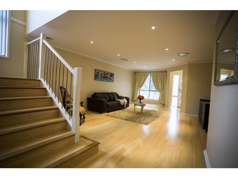 21 Black Wattle Circuit, Northmead NSW 2152