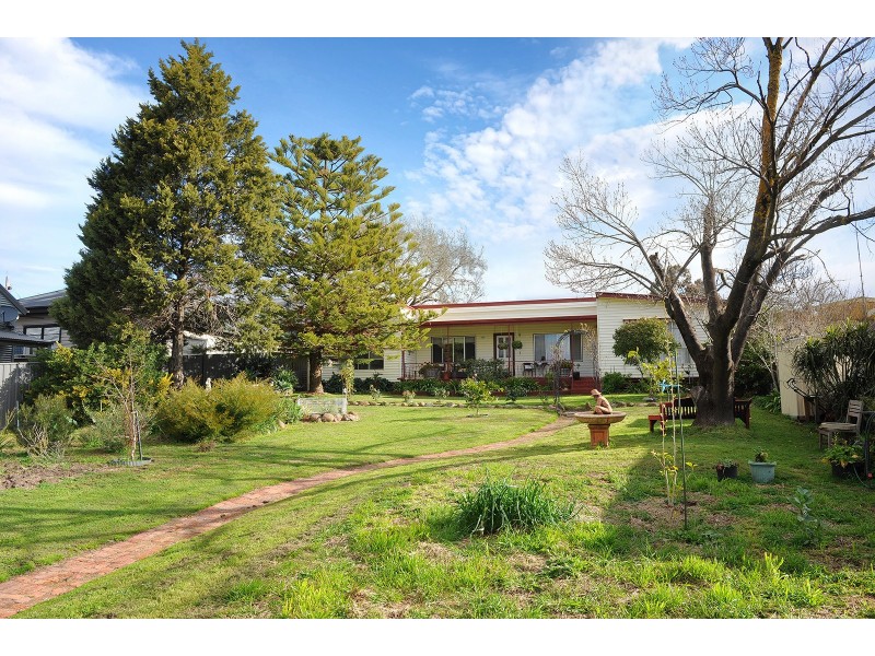 143 Upper California Gully Road, California Gully VIC 3556