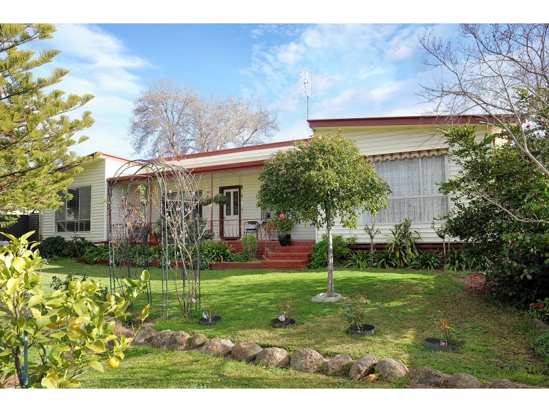 143 Upper California Gully Road, California Gully VIC 3556