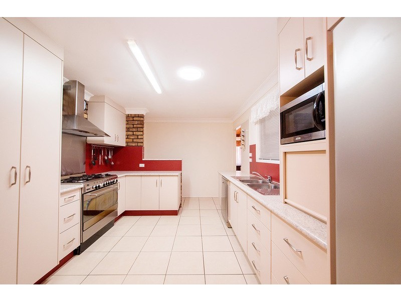 343  Shields Avenue, Frenchville QLD 4701