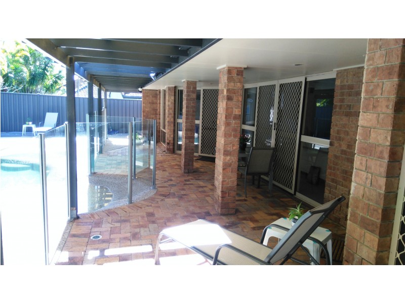 325 Ron Penhaligon Way, Robina QLD 4226