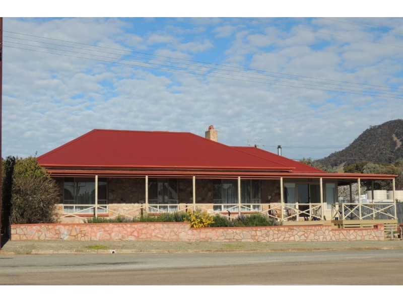 23 Nott St, Melrose SA 5483