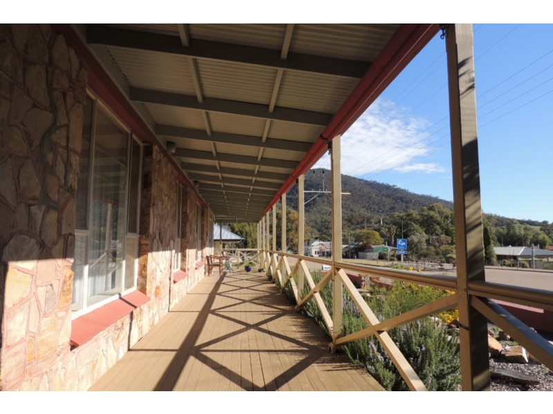 23 Nott St, Melrose SA 5483