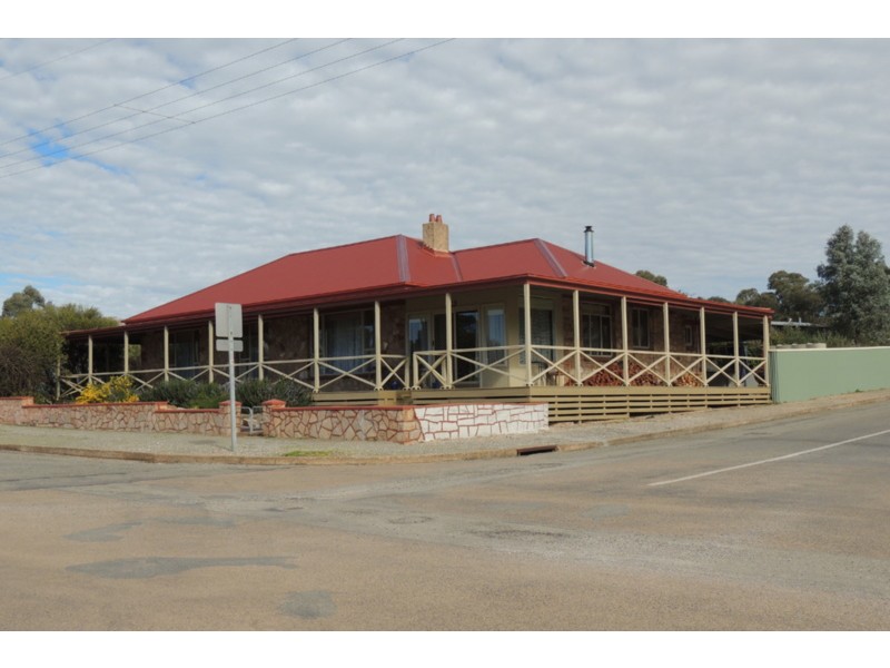 23 Nott St, Melrose SA 5483